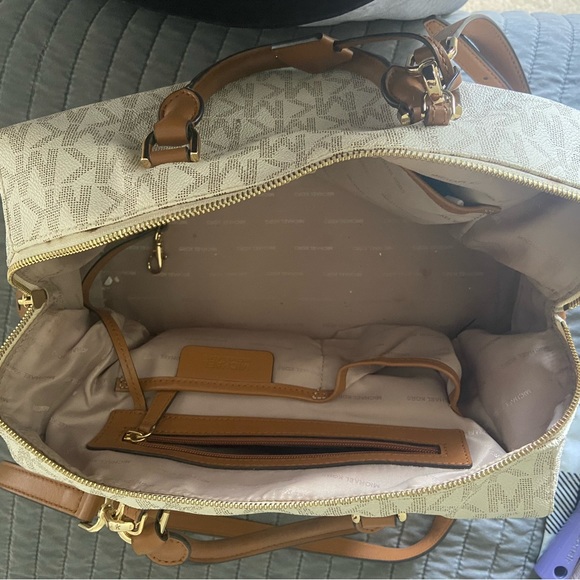 Michael Kors satchel - Picture 2 of 2